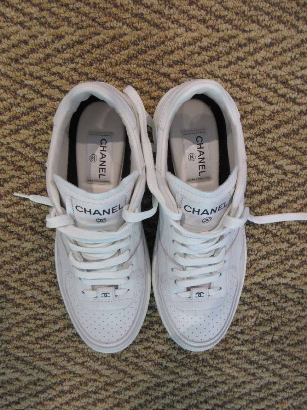 CHANEL White Leather Perforated Lace-Up Sneakers size 38.5